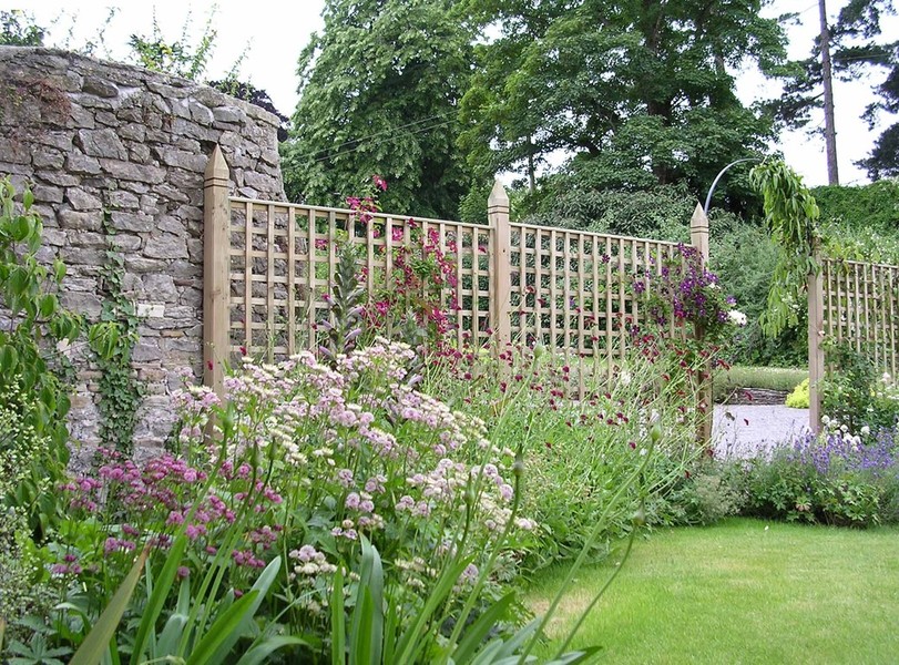 Private garden Cotswolds - Richard Sneesby Landscape Architects ...